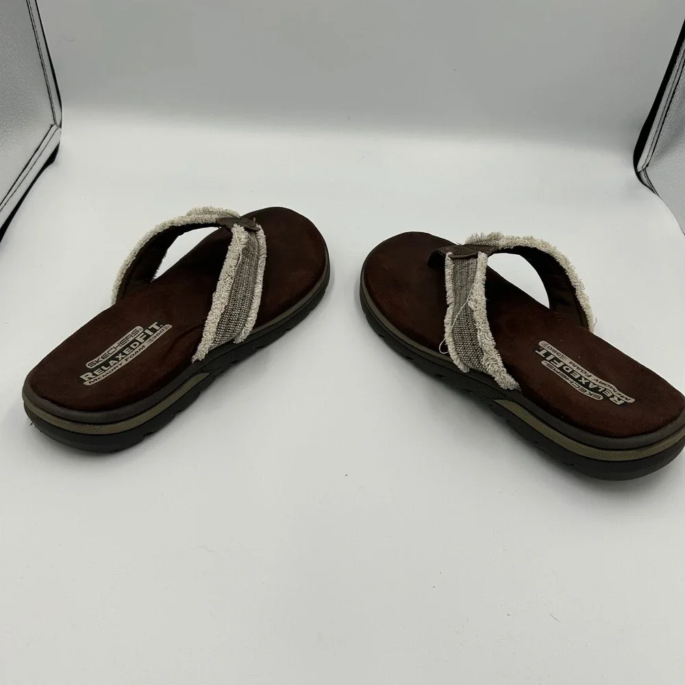 Skechers Relaxed Fit Sandals Mens 9 Brown Memory Foam 360 Canvas Flip Flops